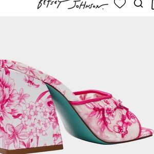 Meet your Posher, Strawberry Mexico